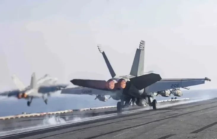 Amerika Serikat Kerahkan Kapal Induk Nuklir ke Timur Tengah usai Tetapkan Houthi sebagai Grup Teroris