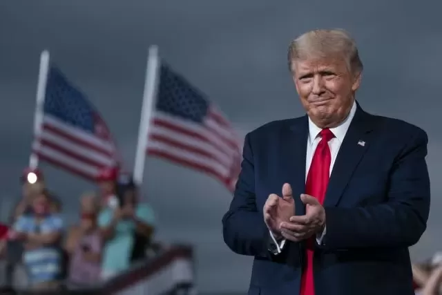 Donald Trump Siap Bayar Upah Lembur Astronot yang mana Terlantar