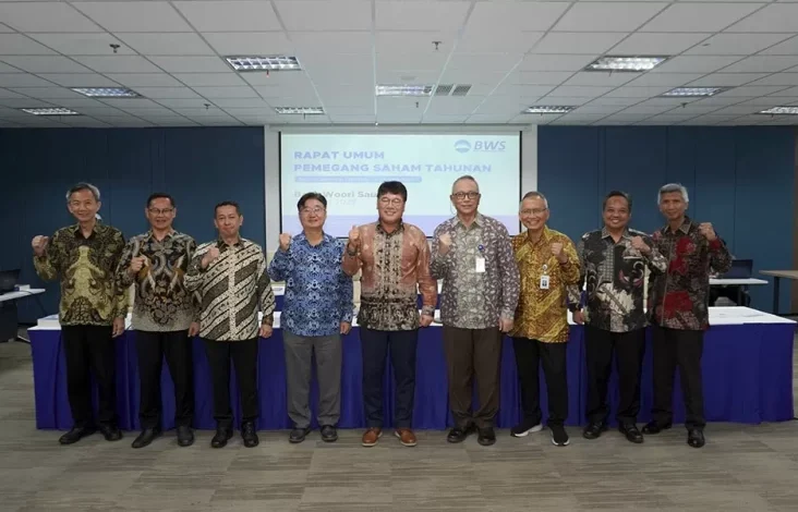 Jajaran Direktur Baru Bank Woori Saudara dalam di RUPST 2025