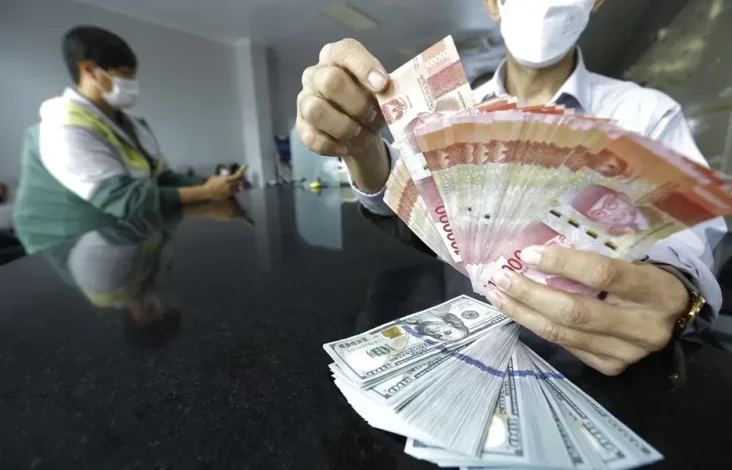 Rupiah Hari Ini adalah adalah Terkapar ke Rp16.452 per Dolar AS, Berikut Sentimennya