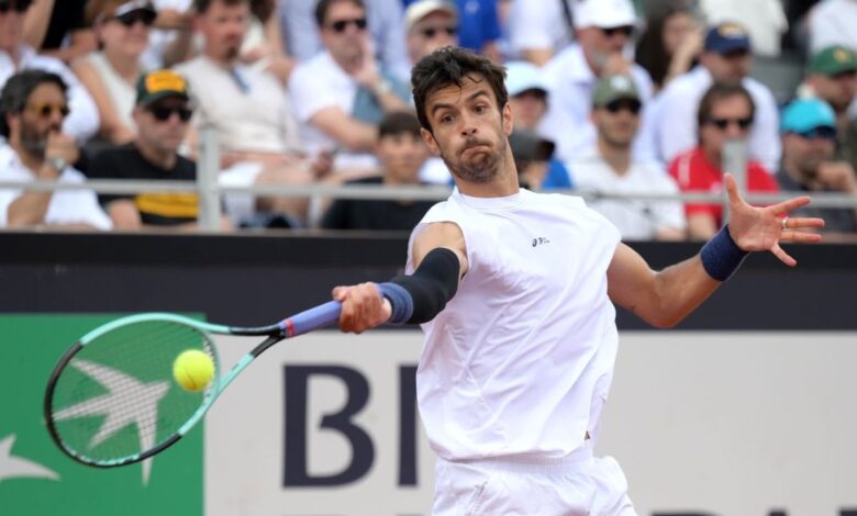 Kalahkan Medvedev, Mussetti tantang Zverev di perempat final Roma