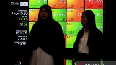 IHSG ditutup menguat ke berada pada pelemahan bursa kawasan Asia
